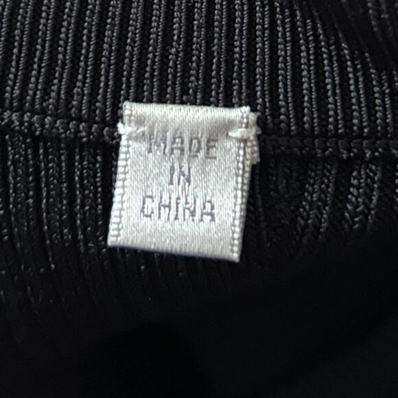 A.L.C. Skater Mini Skirt Size Womens XS Black Knit Paneled Stretch Pleated Flowy - Picture 4 of 5